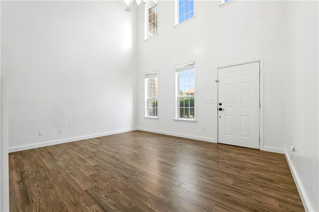 3 bedroom, 3 bathroom, 2,008 sq ft townhouse for sale at 109 Oak Green Drive, Lawrenceville, GA 30044 — photo 5