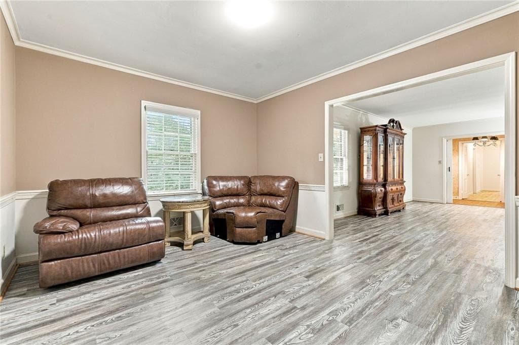 4 bedroom, 5 bathroom, 4,604 sq ft single family residence for sale at 1387 Springdale Road, Gainesville, GA 30501 — photo 5