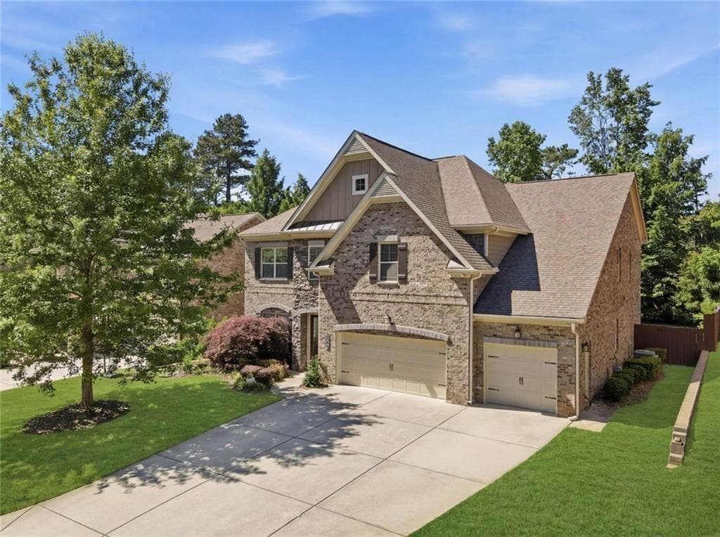 5 bedroom, 5 bathroom, 4,645 sq ft single family residence for sale at 1255 Redbud Drive, Alpharetta, GA 30005 — photo 2