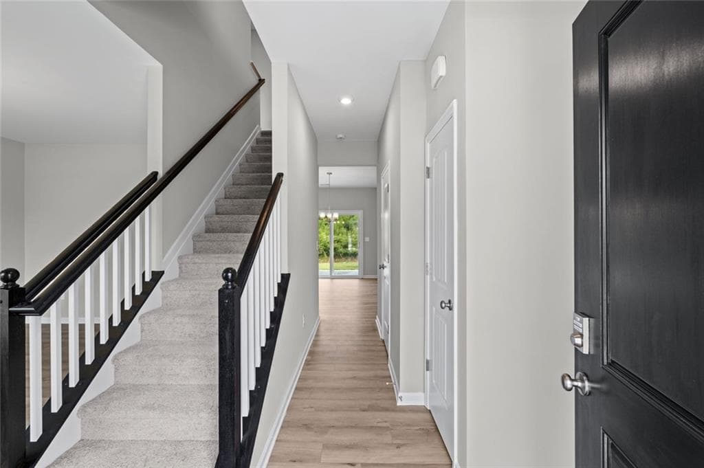 3 bedroom, 3 bathroom, 2,252 sq ft single family residence under contract at 123 Warrior Court, Hoschton, GA 30548 — photo 9