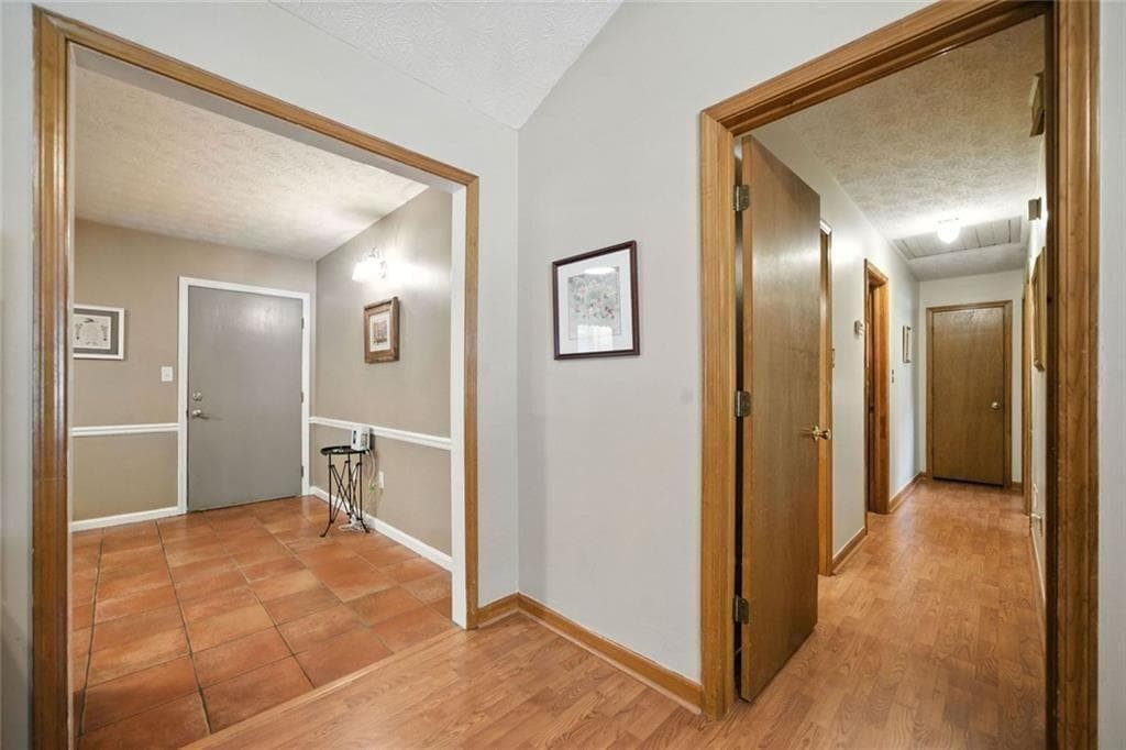 3 bedroom, 2 bathroom, 1,355 sq ft single family residence for sale at 111 Brownsmill Drive, Grayson, GA 30017 — photo 4