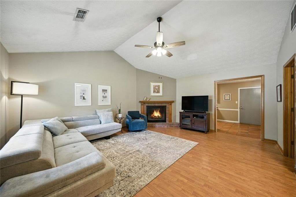 3 bedroom, 2 bathroom, 1,355 sq ft single family residence for sale at 111 Brownsmill Drive, Grayson, GA 30017 — photo 8