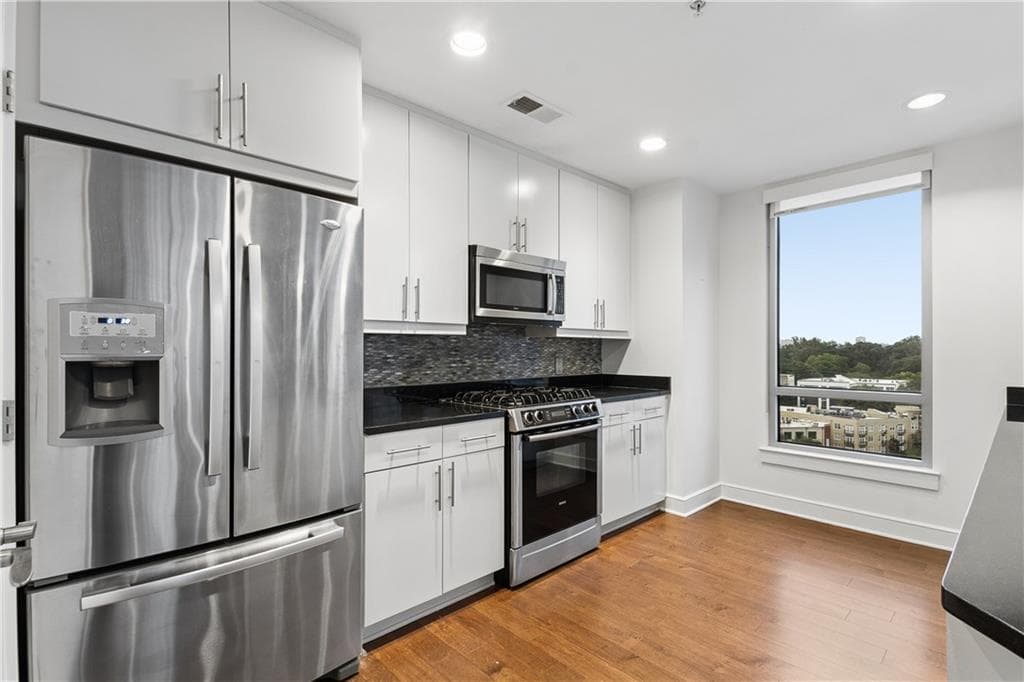 2 bedroom, 3 bathroom, 1,732 sq ft condominium for sale at 222 12th Street 1503, Atlanta, GA 30309 — photo 10