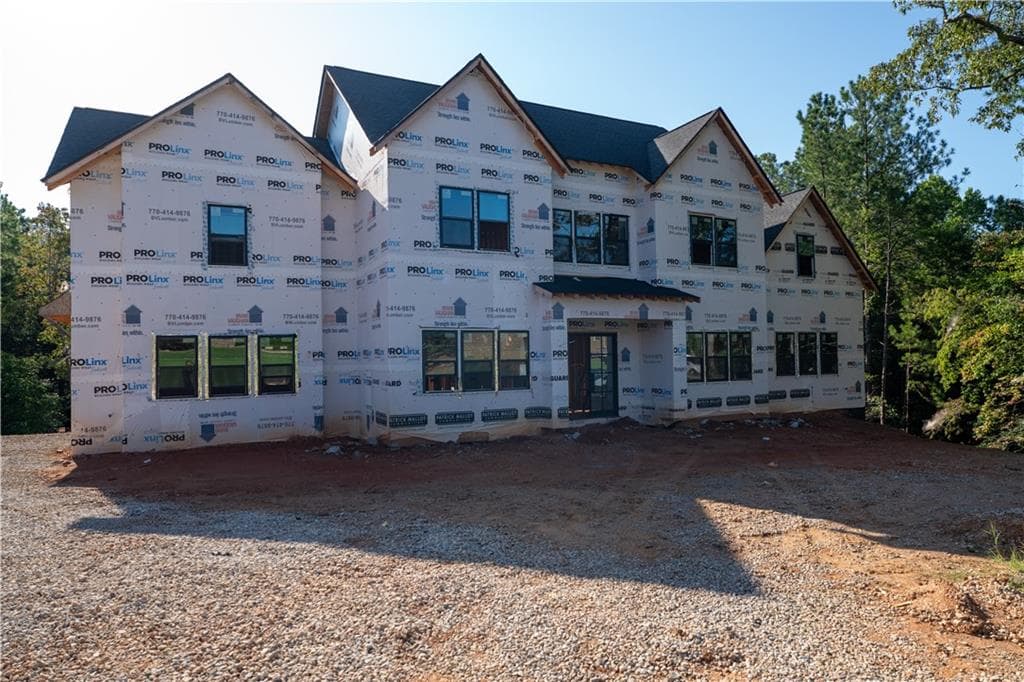 5 bedroom, 6 bathroom, 5,055 sq ft single family residence for sale at 7400 River walk Drive, Douglasville, GA 30135 — photo 2