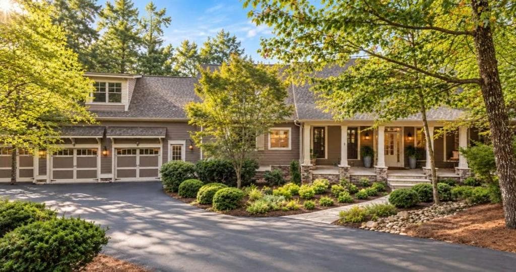 4 bedroom, 5 bathroom, 4,887 sq ft single family residence for sale at 188 Bluestern Drive, Big Canoe, GA 30143 — photo 3