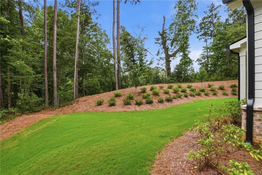 6 bedroom, 5 bathroom, 3,969 sq ft single family residence for sale at 4493 Bassler Court, Powder Springs, GA 30127 — photo 7