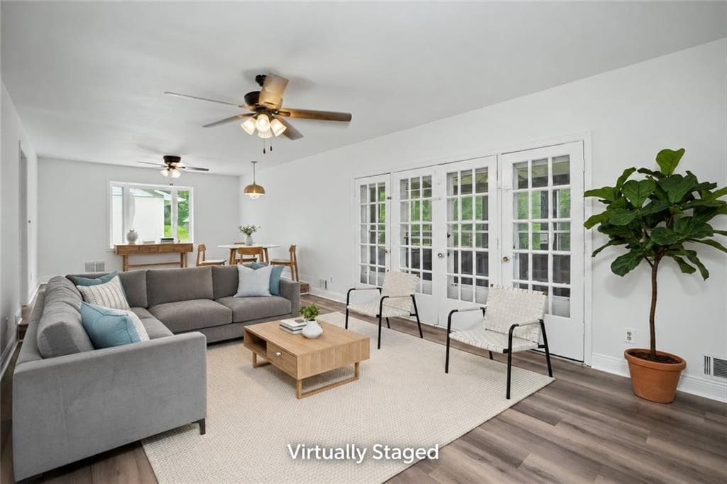 4 bedroom, 3 bathroom, 2,333 sq ft single family residence for sale at 1605 Shackelford Road, Griffin, GA 30224 — photo 5