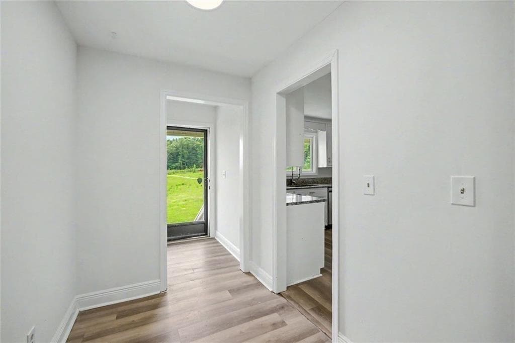 4 bedroom, 3 bathroom, 2,333 sq ft single family residence for sale at 1605 Shackelford Road, Griffin, GA 30224 — photo 8