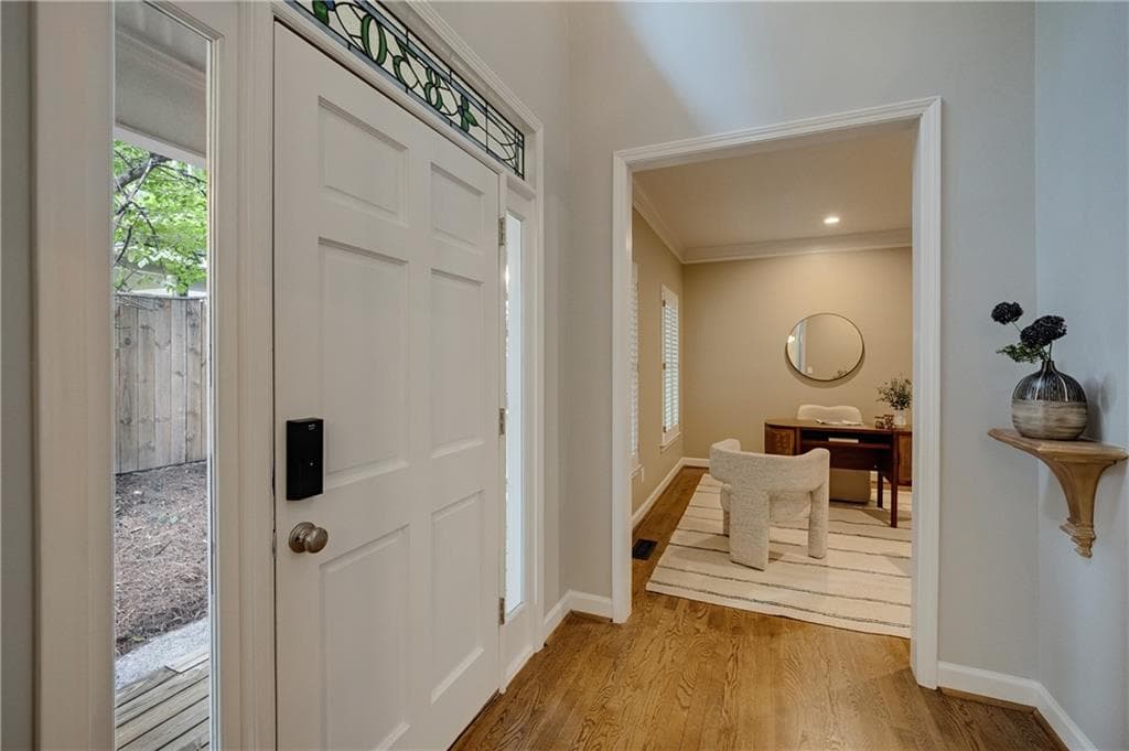 3 bedroom, 3 bathroom, 1,922 sq ft single family residence for sale at 830 Monroe Circle, Atlanta, GA 30308 — photo 6