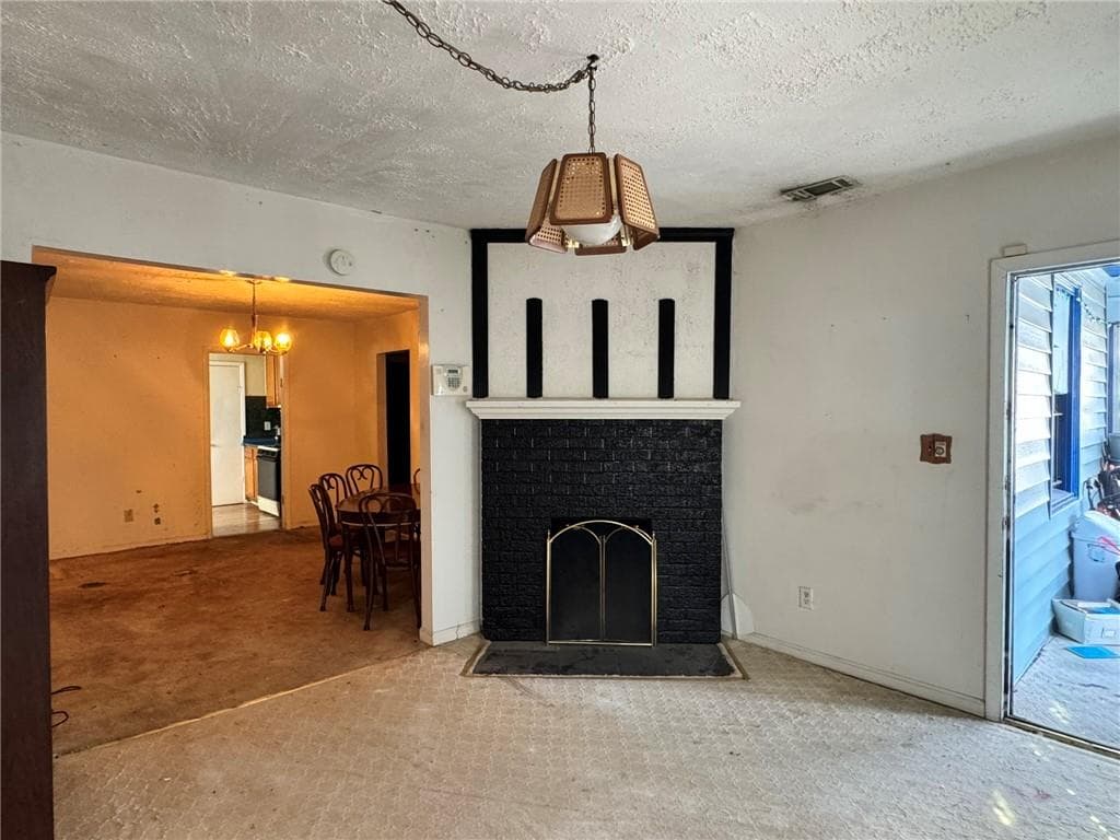 3 bedroom, 2 bathroom, 1,236 sq ft single family residence for sale at 1920 Hallman Street, Atlanta, GA 30317 — photo 6