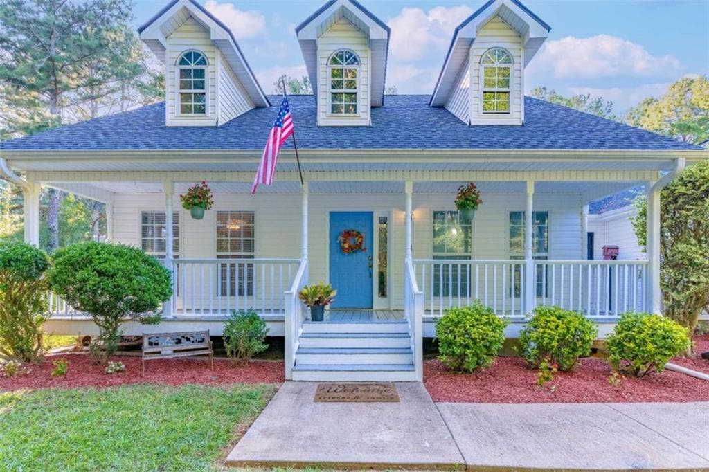 3 bedroom, 2 bathroom, 1,894 sq ft single family residence for sale at 3040 S Ola Road, Locust Grove, GA 30248 — photo 2
