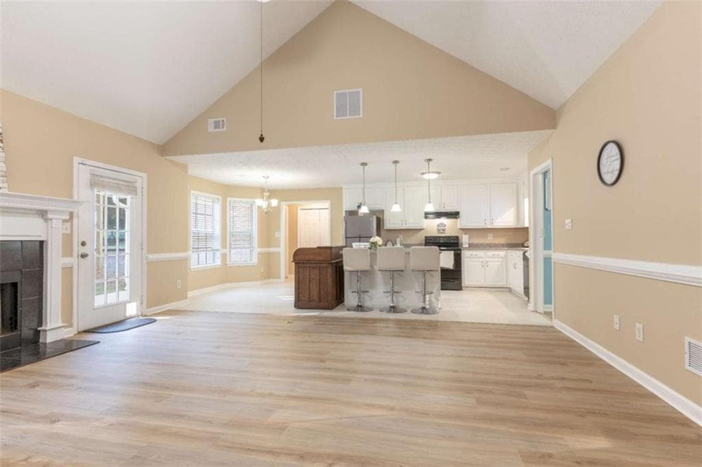 3 bedroom, 2 bathroom, 1,894 sq ft single family residence for sale at 3040 S Ola Road, Locust Grove, GA 30248 — photo 6