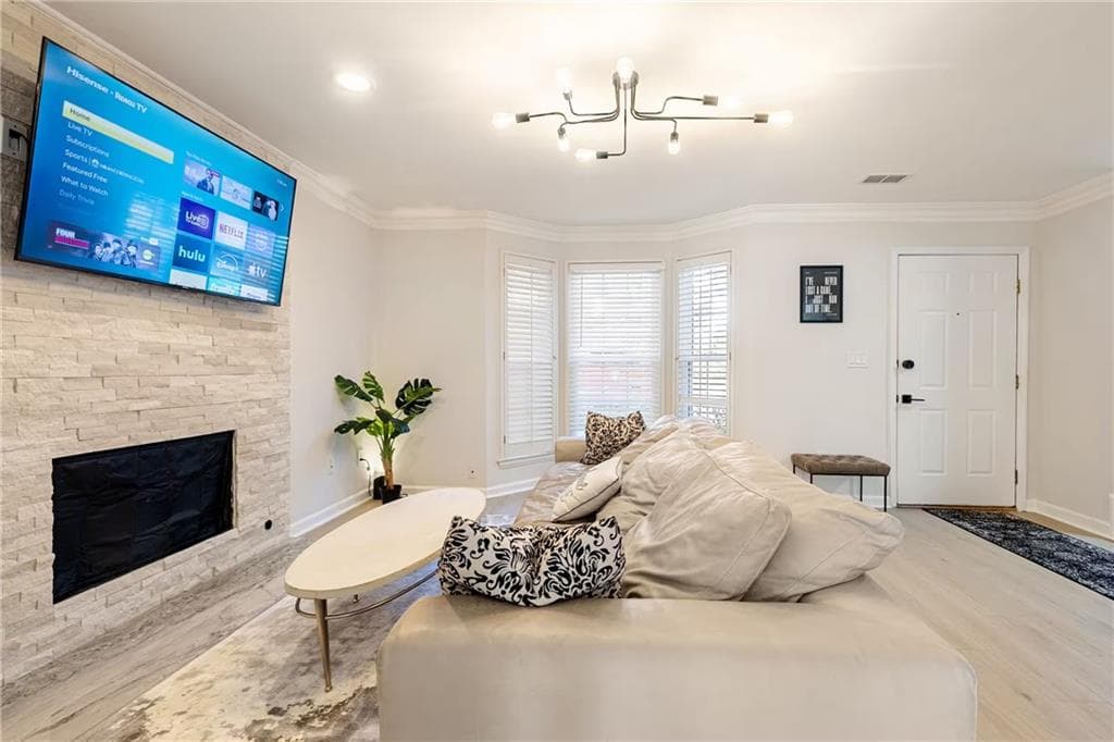 2 bedroom, 3 bathroom, 1,464 sq ft townhouse for rent at 2940 Lexington Trace Drive, Smyrna, GA 30080 for $2,700 a month — photo 3