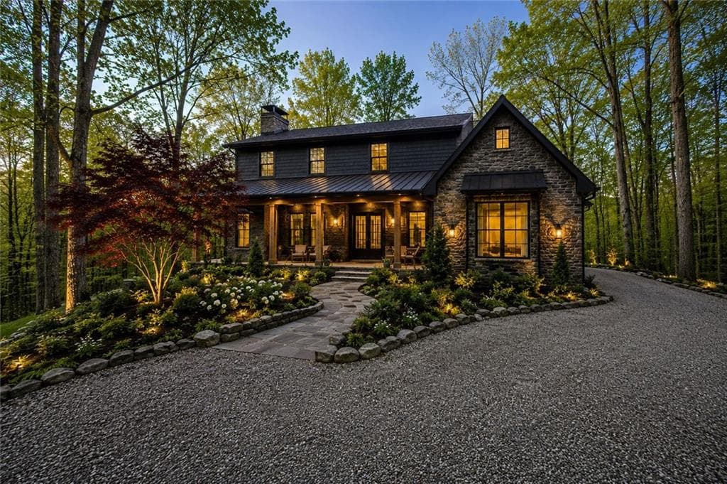 4 bedroom, 3 bathroom, 5,287 sq ft single family residence for sale at 500 Big Sky Trail, Dahlonega, GA 30533 — photo 3