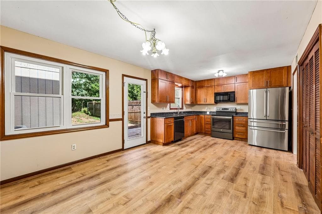 2 bedroom, 3 bathroom, 1,199 sq ft townhouse for sale at 6060 Sand Wedge Circle, Kennesaw, GA 30144 — photo 6