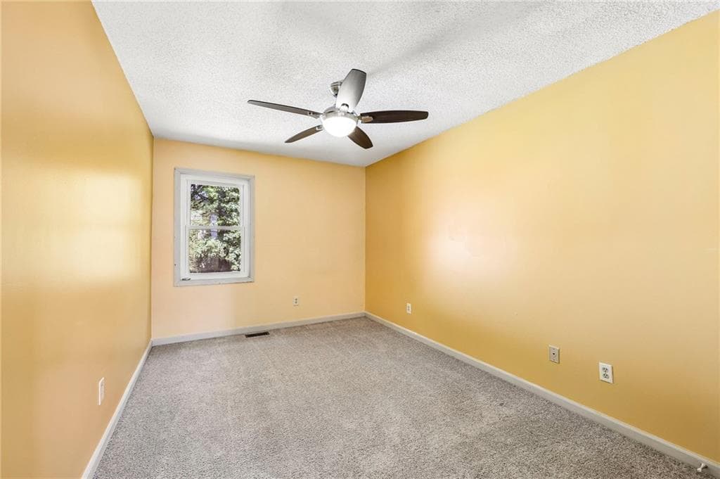 2 bedroom, 3 bathroom, 1,199 sq ft townhouse for sale at 6060 Sand Wedge Circle, Kennesaw, GA 30144 — photo 10