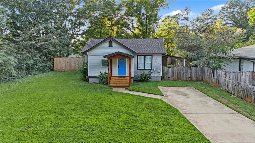 3 bedroom, 2 bathroom, 1,230 sq ft single family residence for sale at 1787 lynn Lane, Decatur, GA 30032 — photo 2