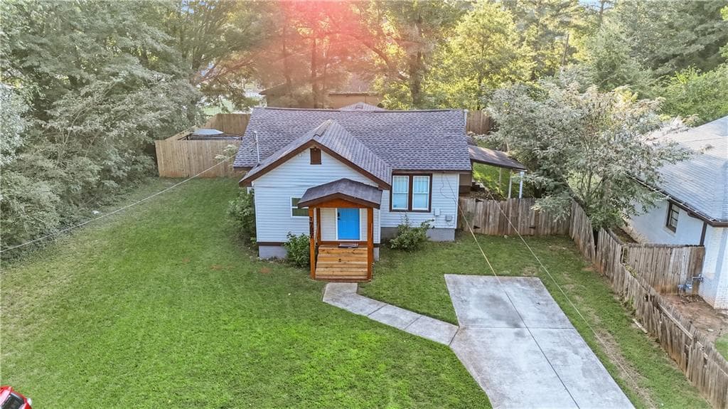 3 bedroom, 2 bathroom, 1,230 sq ft single family residence for sale at 1787 lynn Lane, Decatur, GA 30032 — photo 3