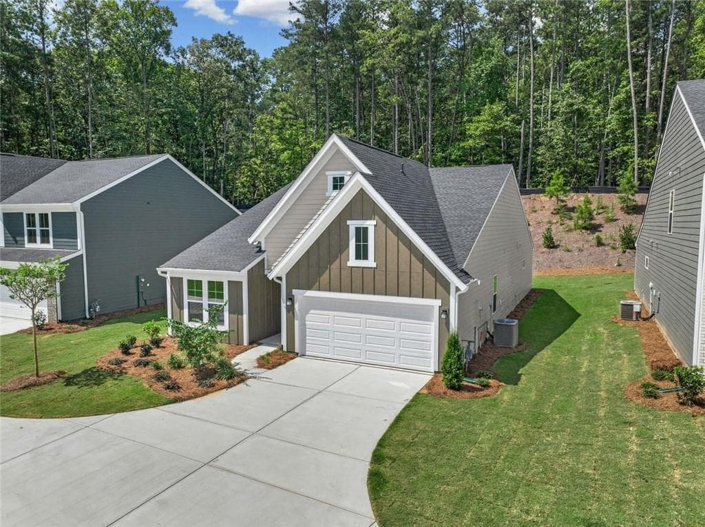 3 bedroom, 2 bathroom, 2,062 sq ft single family residence for sale at 40 Park Village Bend, Dallas, GA 30157 — photo 2