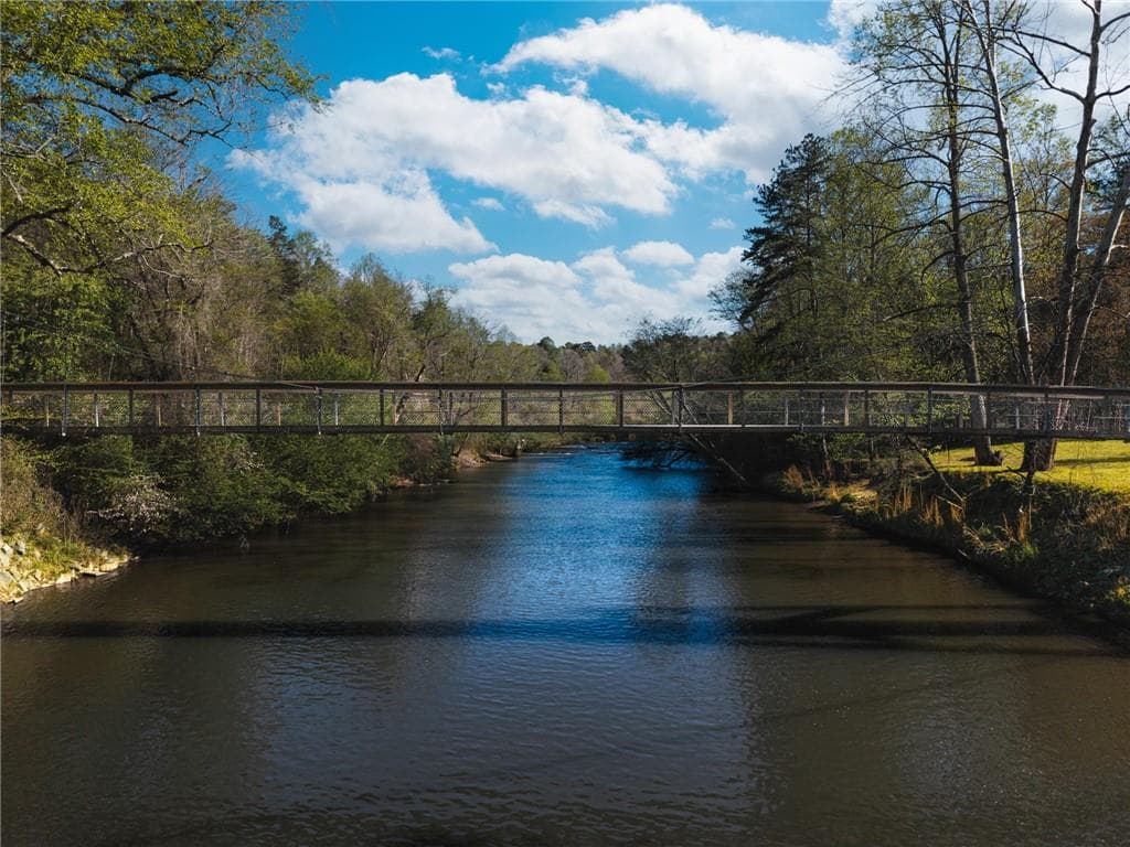 2 bedroom, 3 bathroom, 1,620 sq ft single family residence for sale at 253 Zenith Trail, Ellijay, GA 30540 — photo 5