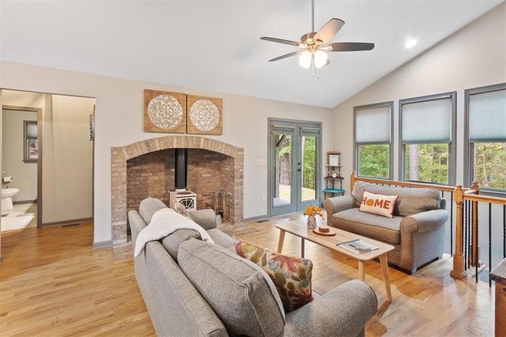 2 bedroom, 3 bathroom, 1,620 sq ft single family residence for sale at 253 Zenith Trail, Ellijay, GA 30540 — photo 7