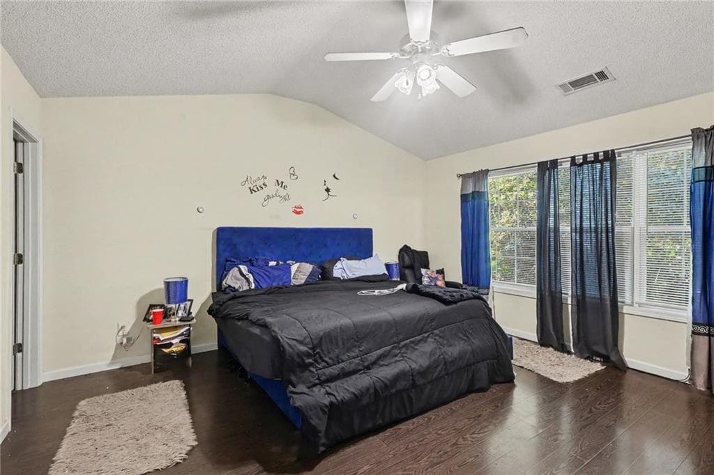 4 bedroom, 3 bathroom, 1,770 sq ft townhouse for sale at 1275 Maple Valley Court, Union City, GA 30291 — photo 4