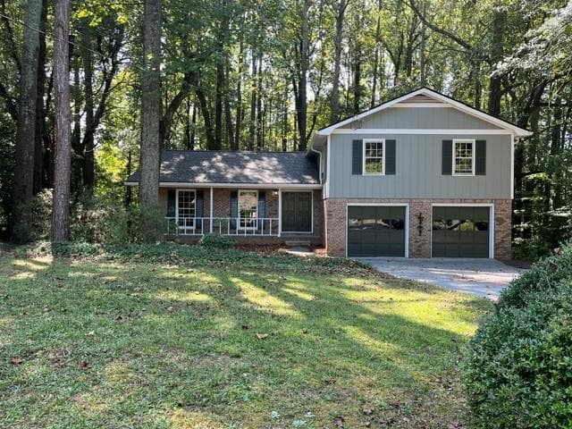 4 bedroom, 3 bathroom, 2,124 sq ft single family residence for sale at 289 Shiloh Hills Drive, Kennesaw, GA 30144 — photo 2