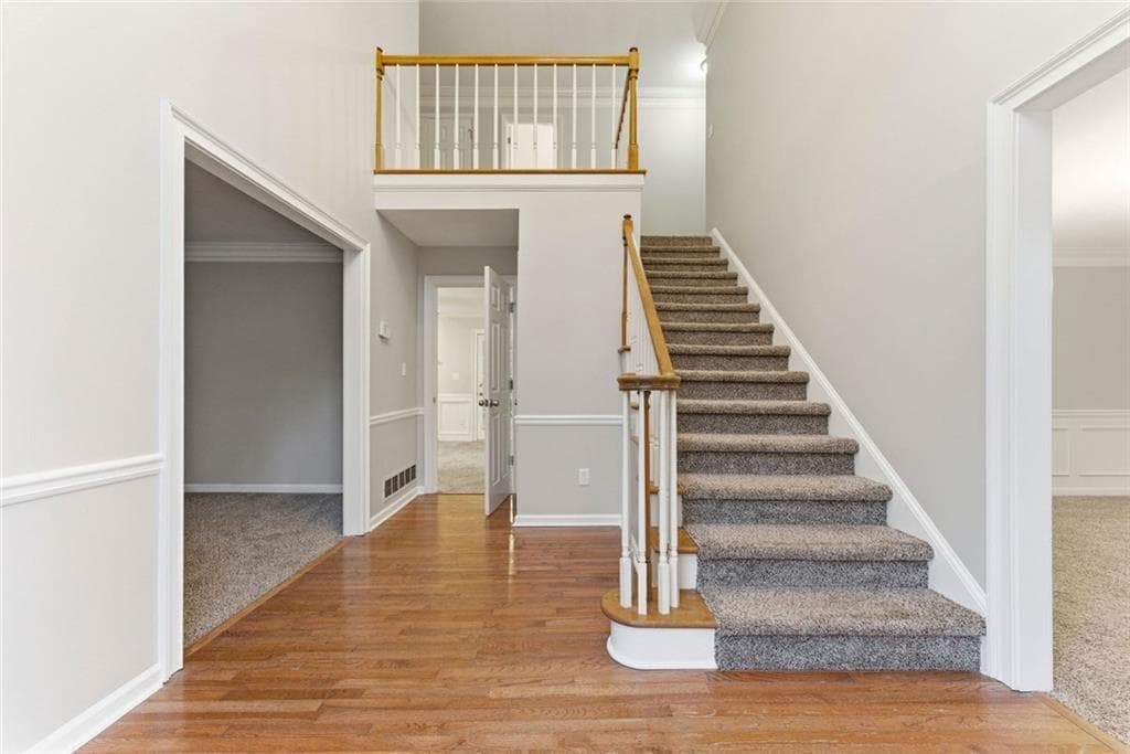 4 bedroom, 3 bathroom, 2,974 sq ft single family residence for sale at 4397 Windsor Oaks Circle, Marietta, GA 30066 — photo 2