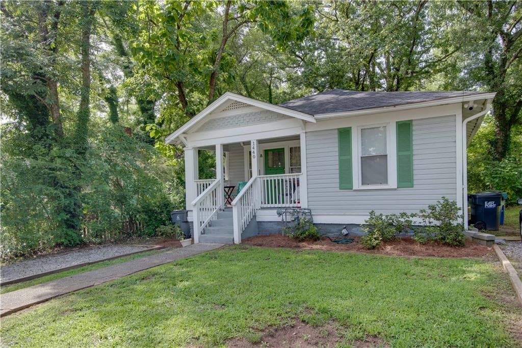 duplex for sale at 1440 Fulton Avenue, East Point, GA 30344 — photo 3
