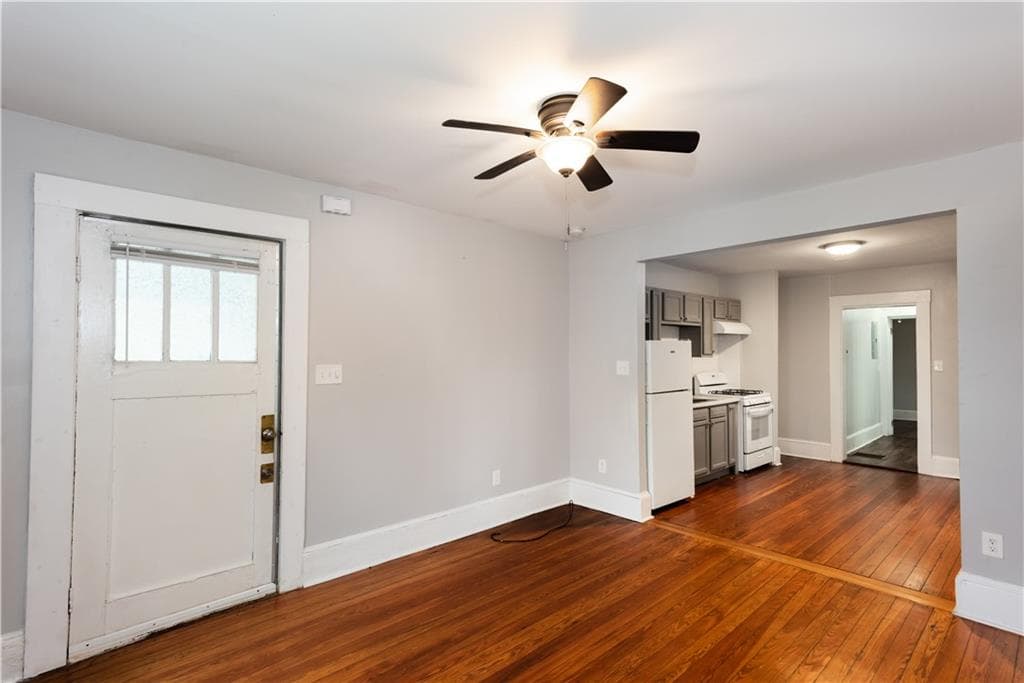 duplex for sale at 1440 Fulton Avenue, East Point, GA 30344 — photo 9