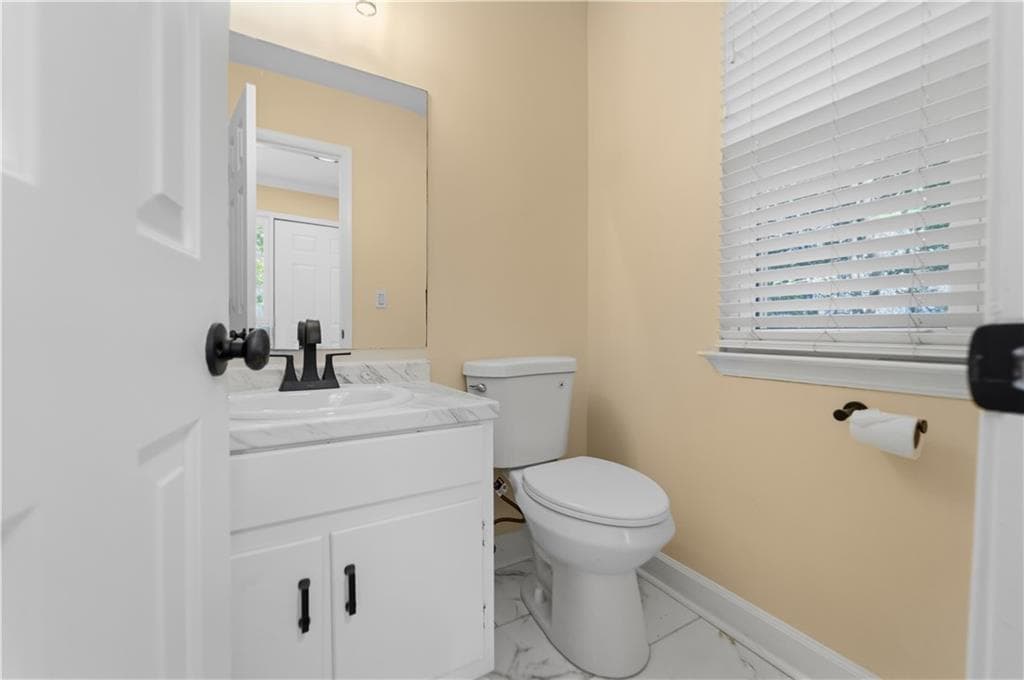 2 bedroom, 3 bathroom, 1,488 sq ft townhouse for sale at 1161 Ridgecrest Lane, Smyrna, GA 30080 — photo 4