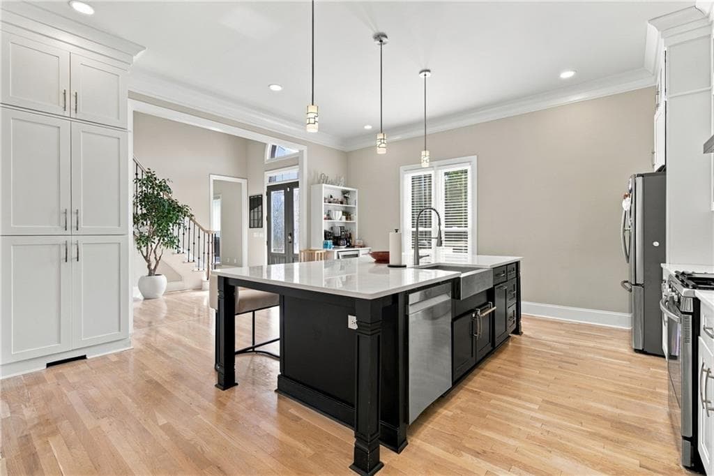 5 bedroom, 7 bathroom, 7,958 sq ft single family residence for sale at 230 Bayberry Run, Fayetteville, GA 30214 — photo 8