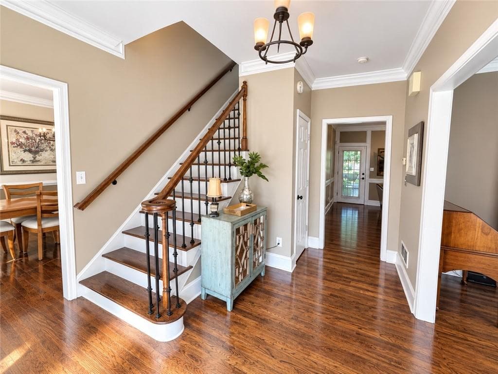 4 bedroom, 4 bathroom, 3,625 sq ft single family residence for sale at 1455 Chinook Court, Lilburn, GA 30047 — photo 5