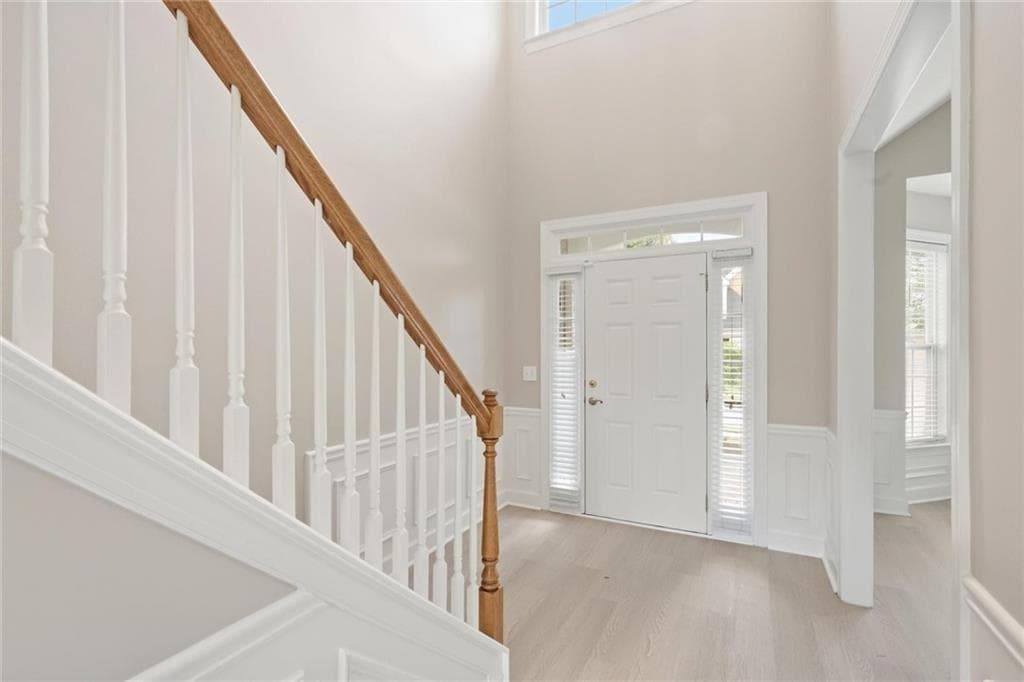 4 bedroom, 3 bathroom, 2,502 sq ft single family residence under contract at 2120 Hickory Station Circle, Snellville, GA 30078 — photo 6