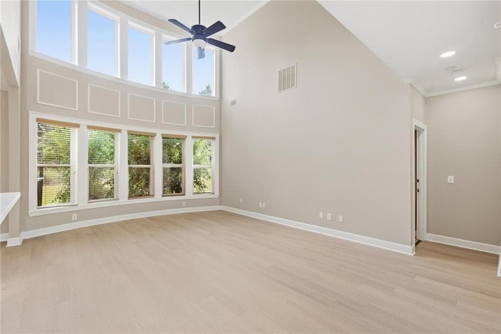 4 bedroom, 3 bathroom, 2,502 sq ft single family residence under contract at 2120 Hickory Station Circle, Snellville, GA 30078 — photo 8