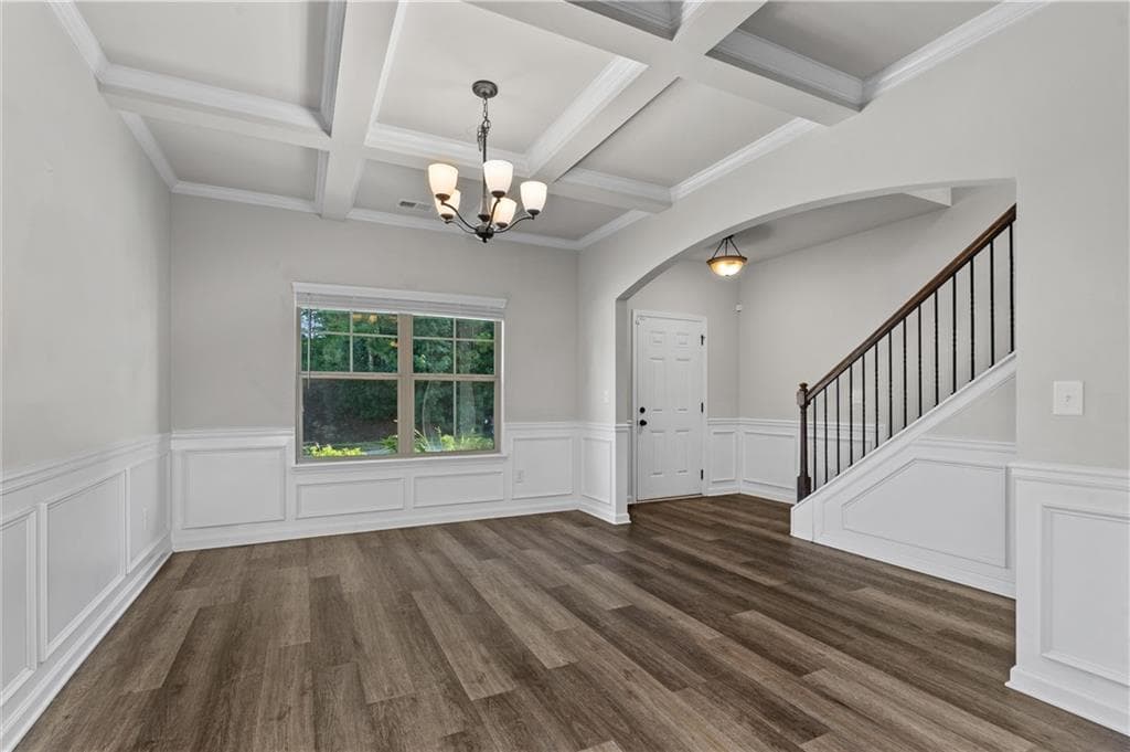 4 bedroom, 4 bathroom, 2,925 sq ft single family residence for sale at 4950 Zoya Court, Atlanta, GA 30331 — photo 8