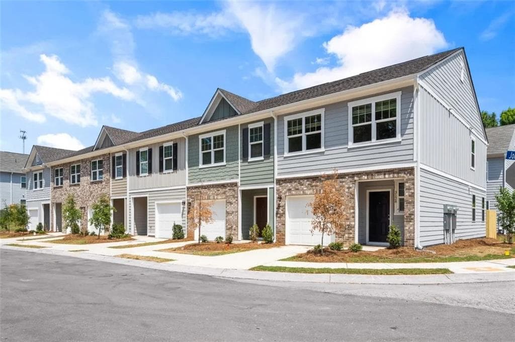3 bedroom, 3 bathroom, 1,420 sq ft townhouse for rent at 203 Fenchurch Way, Cartersville, GA 30120 for $1,600 a month