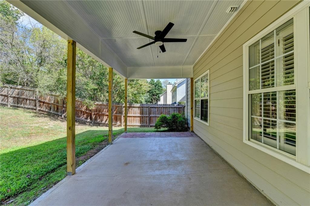 4 bedroom, 3 bathroom, 2,158 sq ft single family residence for sale at 3422 Cascade Ive Drive, Buford, GA 30519 — photo 5