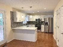 5 bedroom, 4 bathroom, 3,112 sq ft single family residence for rent at 3051 Lexington Avenue, Woodstock, GA 30189 for $2,749 a month — photo 5