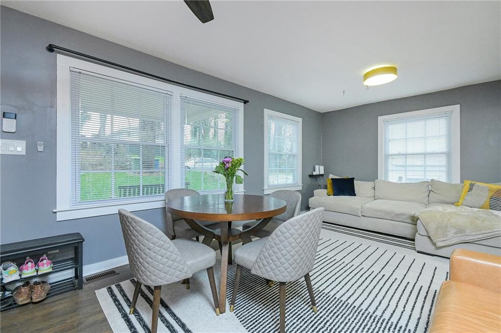 3 bedroom, 2 bathroom, 1,275 sq ft single family residence for rent at 1452 Akridge Street, Atlanta, GA 30314 for $2,300 a month — photo 3