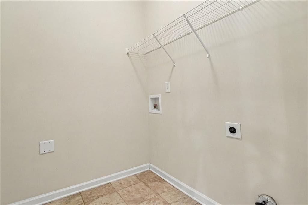 4 bedroom, 3 bathroom, 2,304 sq ft single family residence under contract at 898 Parkside Place Avenue, Mcdonough, GA 30253 — photo 9
