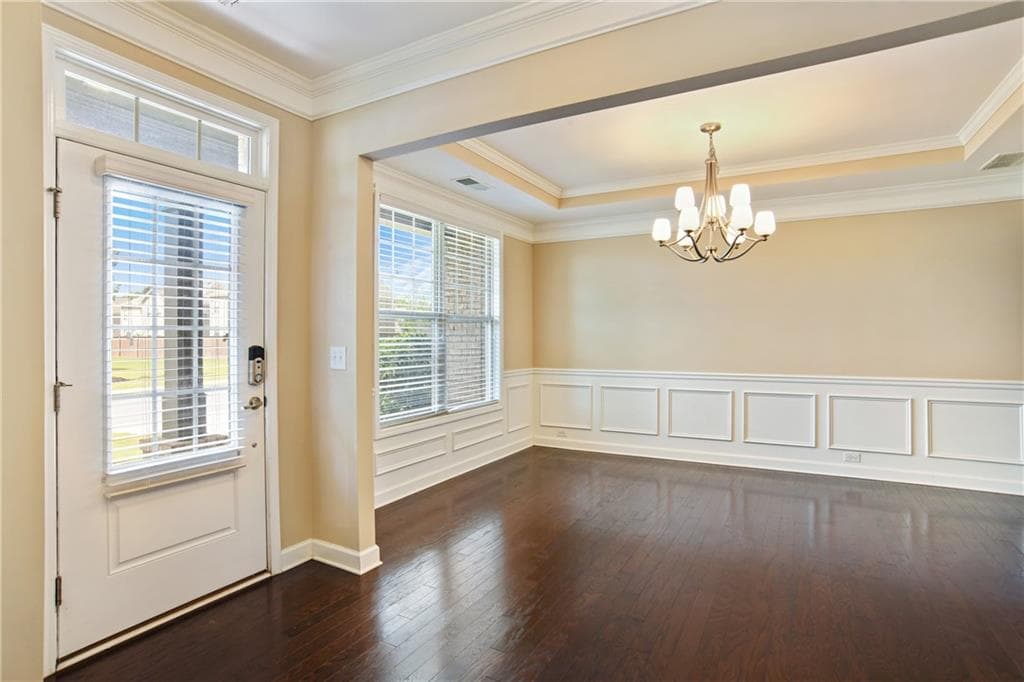 5 bedroom, 4 bathroom, 3,818 sq ft single family residence for rent at 4835 Edgemoore Trace, Cumming, GA 30040 for $3,650 a month — photo 2