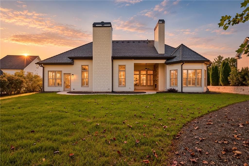 3 bedroom, 3 bathroom, 2,821 sq ft single family residence for sale at 8 Fieldstone Court, Dawsonville, GA 30534 — photo 3