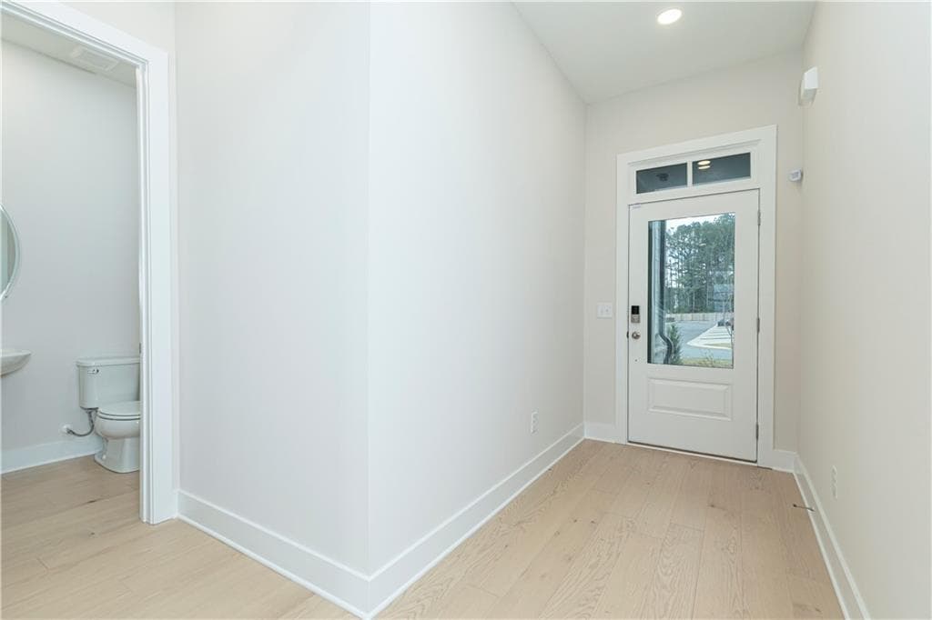 3 bedroom, 3 bathroom, 2,005 sq ft townhouse for sale at 1989 Carver Lane 46, Marietta, GA 30066 — photo 3