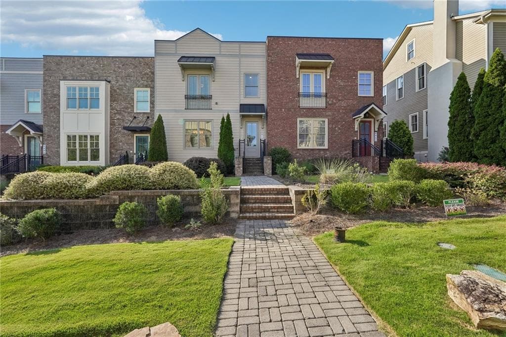 3 bedroom, 4 bathroom, 2,865 sq ft townhouse for rent at 6075 Webster Circle, Norcross, GA 30071 for $3,200 a month — photo 1 of 43