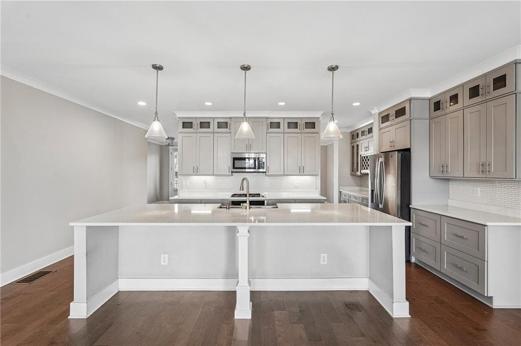 3 bedroom, 4 bathroom, 2,865 sq ft townhouse for rent at 6075 Webster Circle, Norcross, GA 30071 for $3,200 a month — photo 8