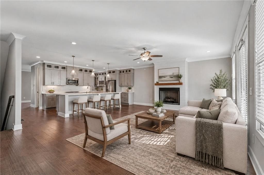 3 bedroom, 4 bathroom, 2,865 sq ft townhouse for rent at 6075 Webster Circle, Norcross, GA 30071 for $3,200 a month — photo 9