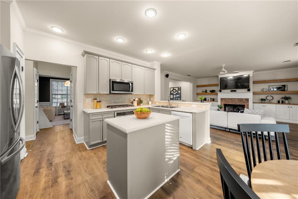 4 bedroom, 3 bathroom, 2,636 sq ft single family residence for sale at 4331 Oakdale Vinings Circle, Smyrna, GA 30080 — photo 10