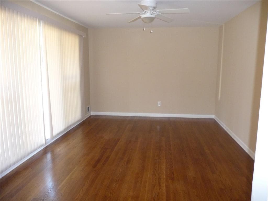 3 bedroom, 2 bathroom, 1,200 sq ft single family residence for rent at 2798 Oldknow Drive, Atlanta, GA 30318 for $1,900 a month — photo 5