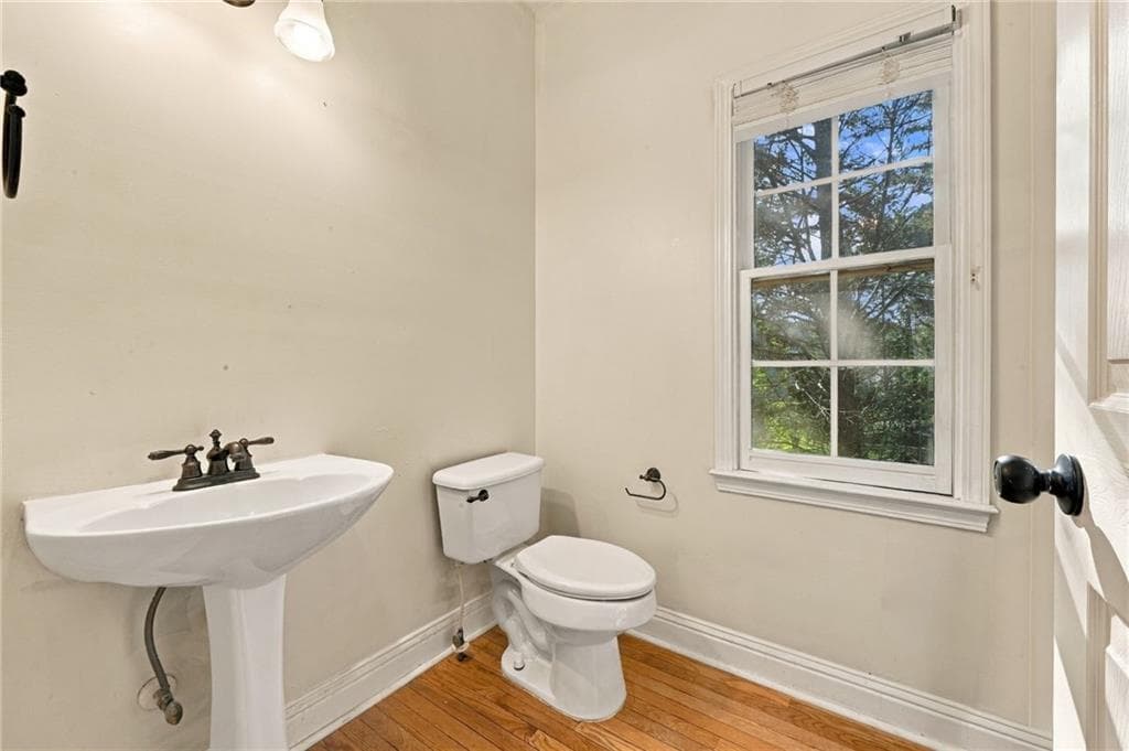 4 bedroom, 4 bathroom, 3,655 sq ft single family residence for sale at 1305 Heritage Mist Court, Mableton, GA 30126 — photo 5